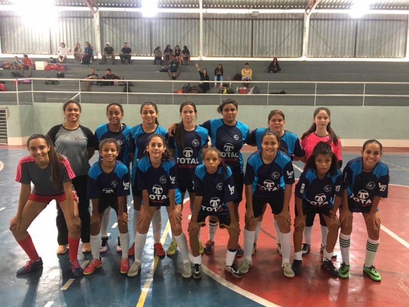 Alunos do Projeto Estação do Esporte participam de campeonato