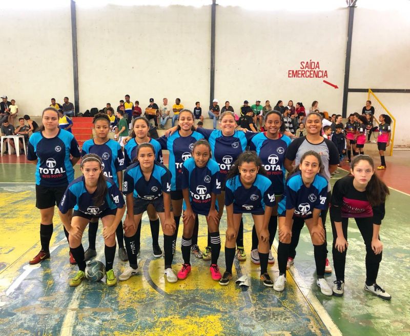 Equipe de Futsal Feminino vence Campeonato Intermunicipal de Cláudio