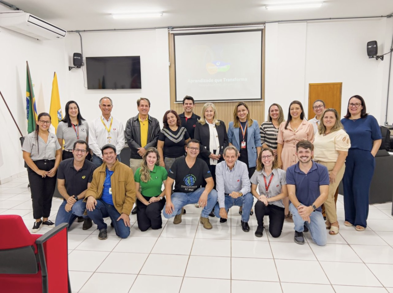 Lançamento do Projeto Aprendizado que Transforma